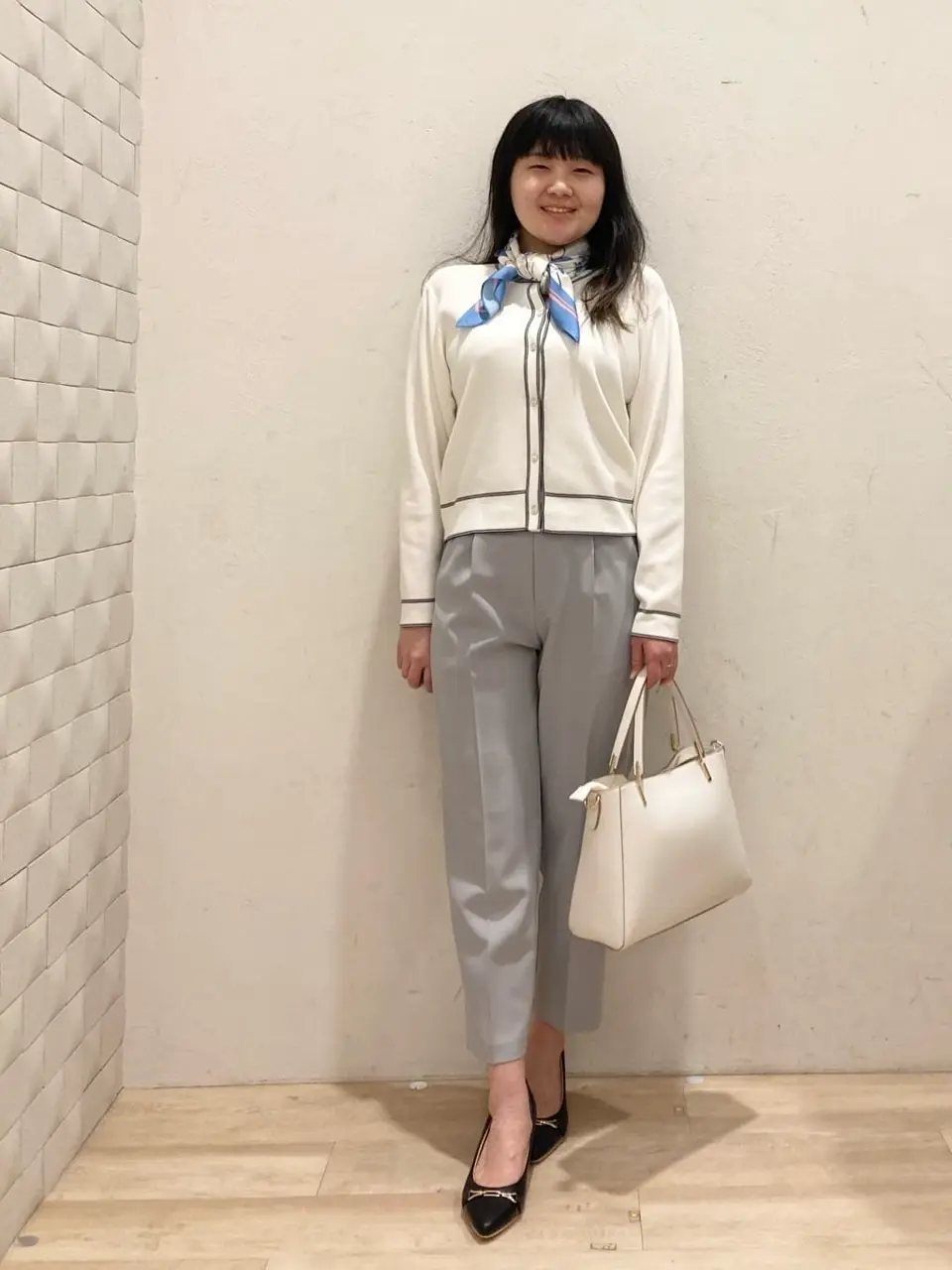 ANY SIS 川根　彩 コーディネート画像