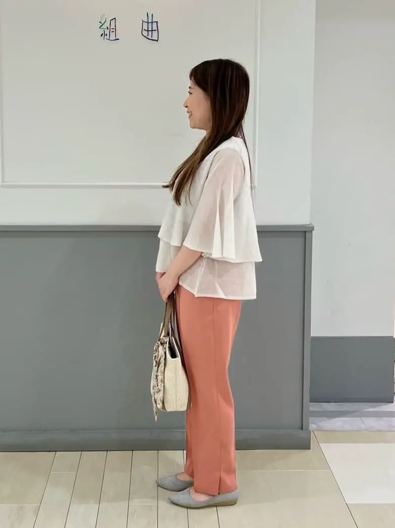 ANY SIS スタッフ コーディネート画像