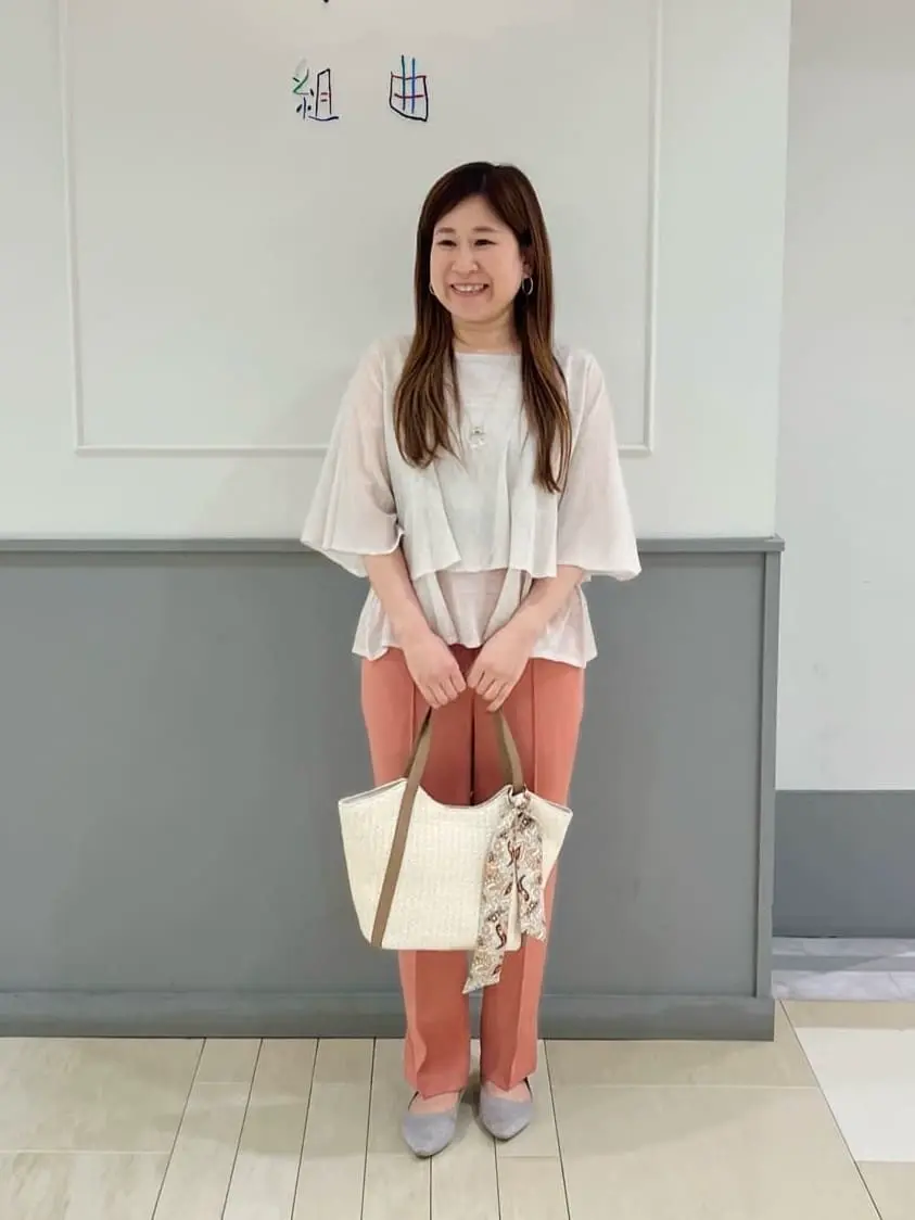 ANY SIS スタッフ コーディネート画像