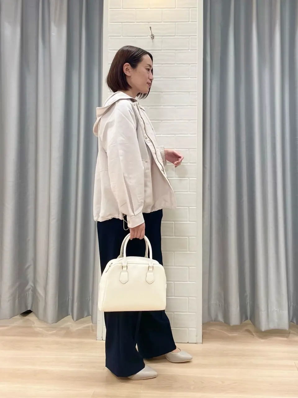 ANY SIS 丸岡 コーディネート画像