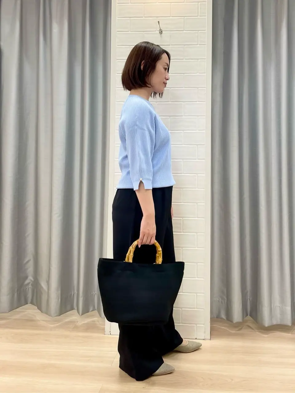 ANY SIS 丸岡 コーディネート画像