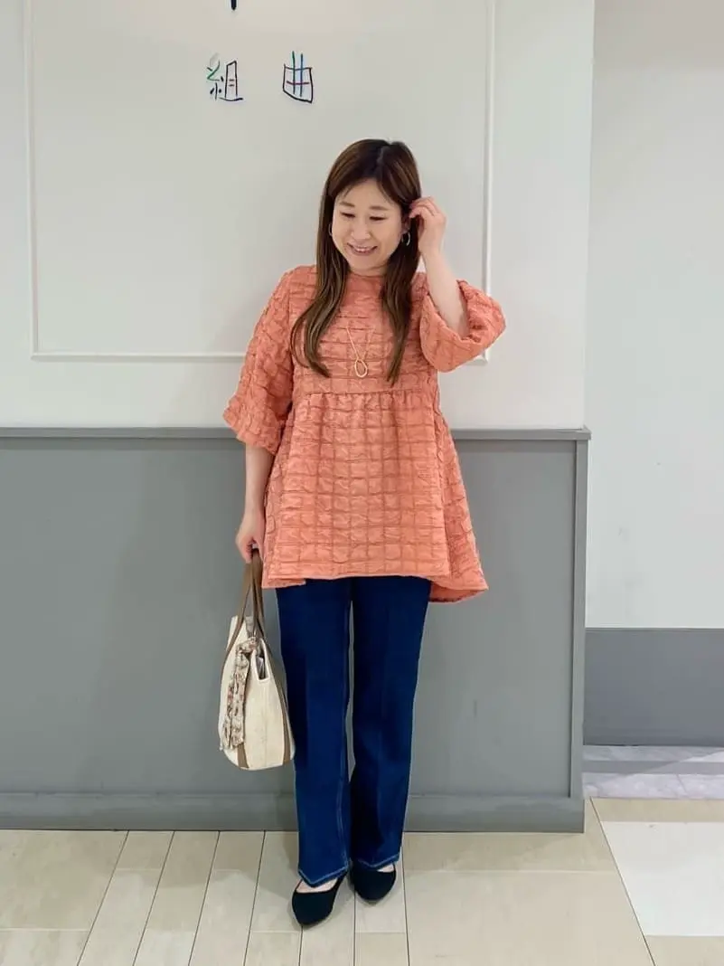 ANY SIS スタッフ コーディネート画像