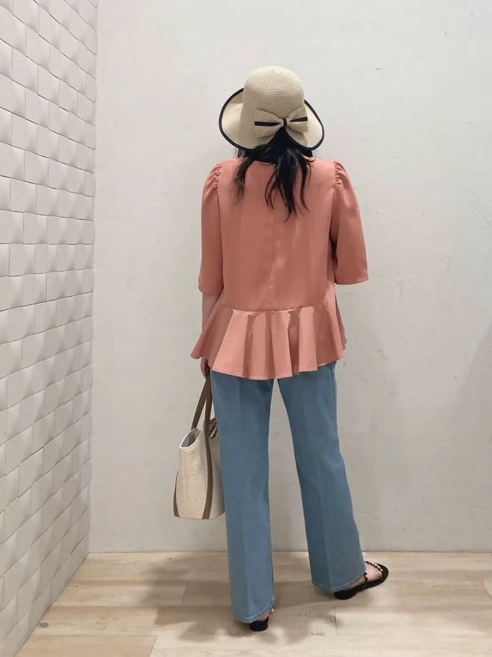 ANY SIS 川根　彩 コーディネート画像