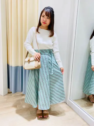 ANY SIS スタッフ コーディネート画像