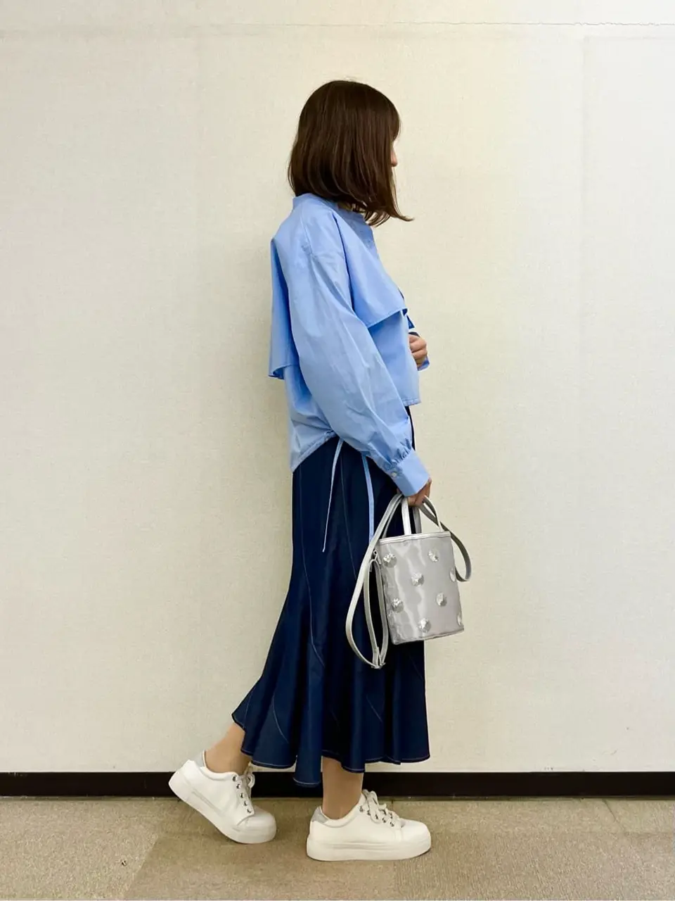 ANY SIS 村上 コーディネート画像