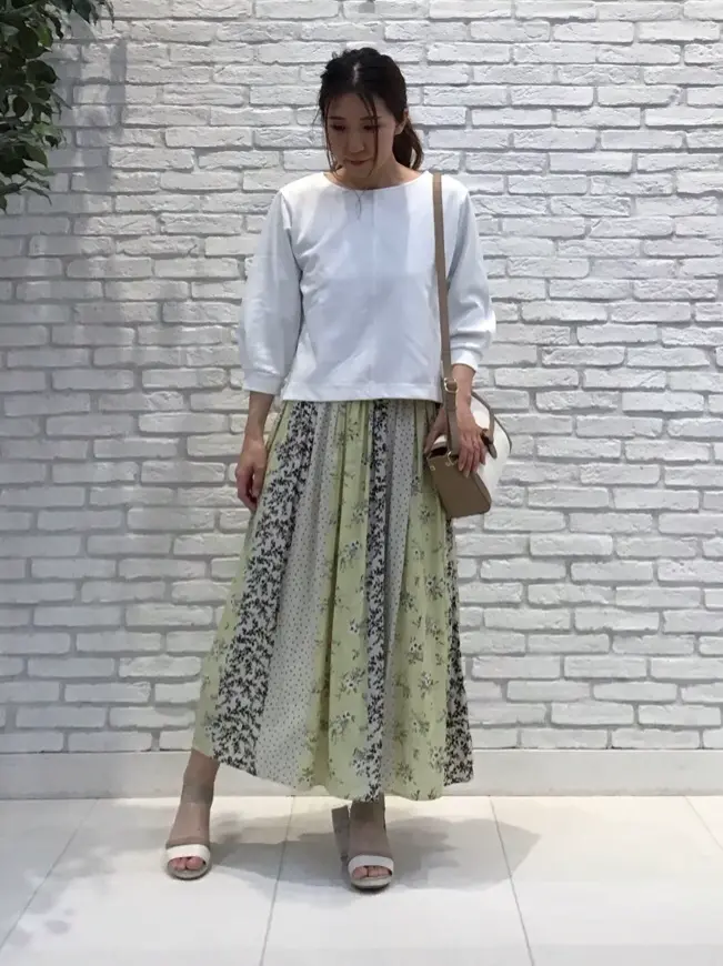 ANY SIS 東海林 コーディネート画像