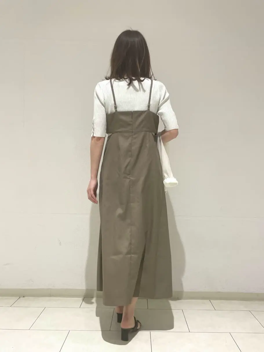 ANY SIS 小山 コーディネート画像