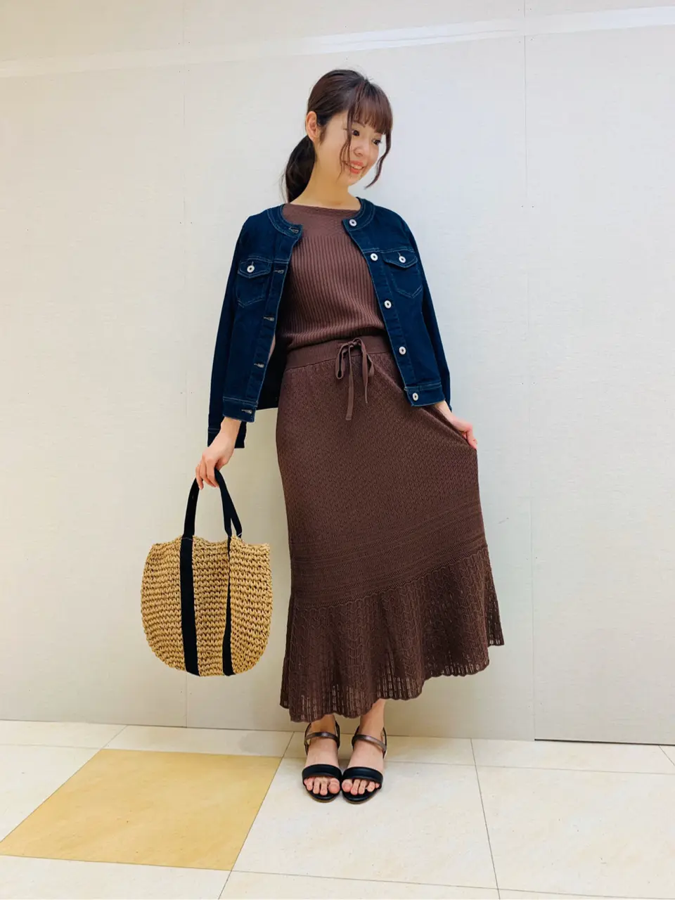 ANY SIS スタッフ コーディネート画像