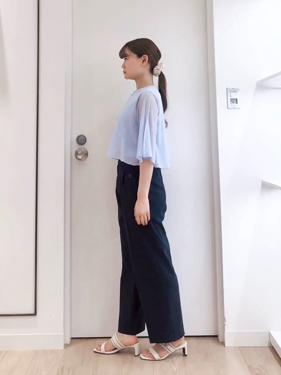 ANY SIS スタッフ コーディネート画像