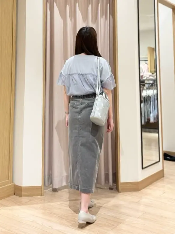 ANY SIS 濱口 コーディネート画像