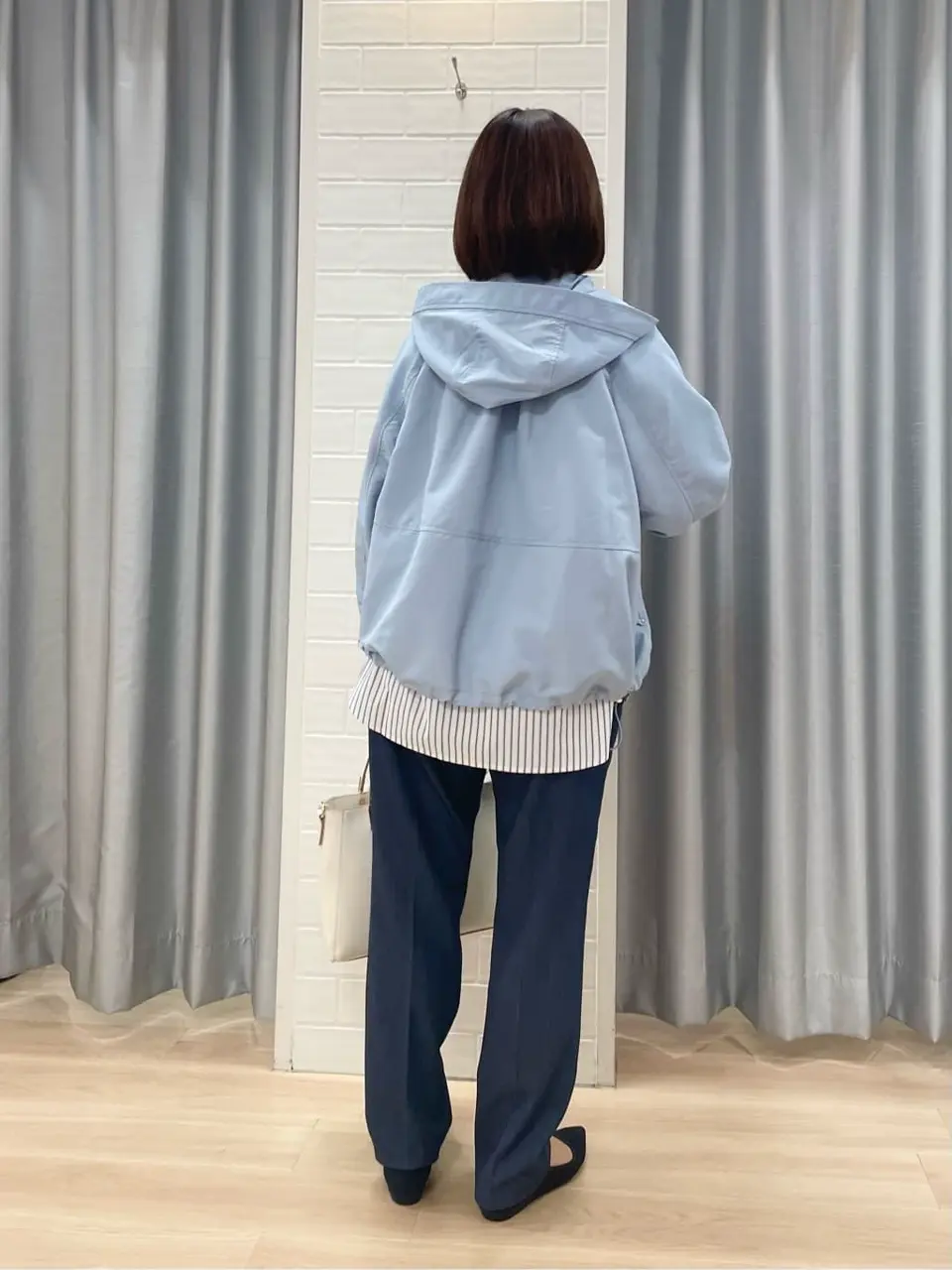 ANY SIS 丸岡 コーディネート画像