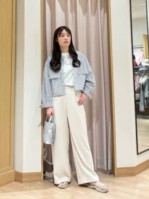 ANY SIS 濱口 コーディネート画像