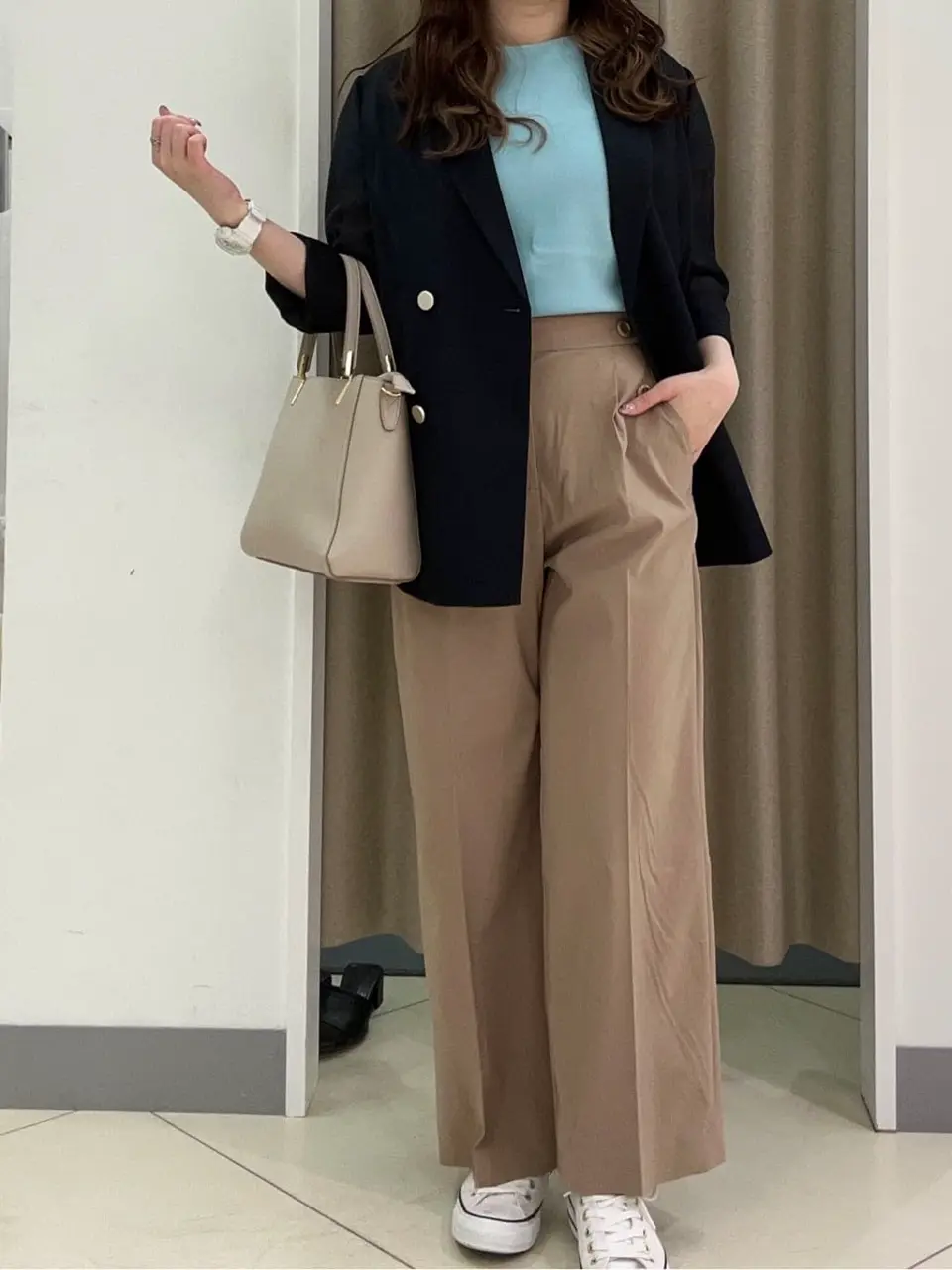 ANY SIS カモガワ コーディネート画像