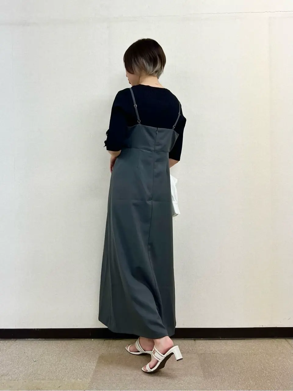 ANY SIS 村上 コーディネート画像