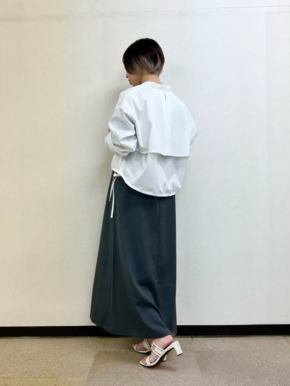 ANY SIS 村上 コーディネート画像