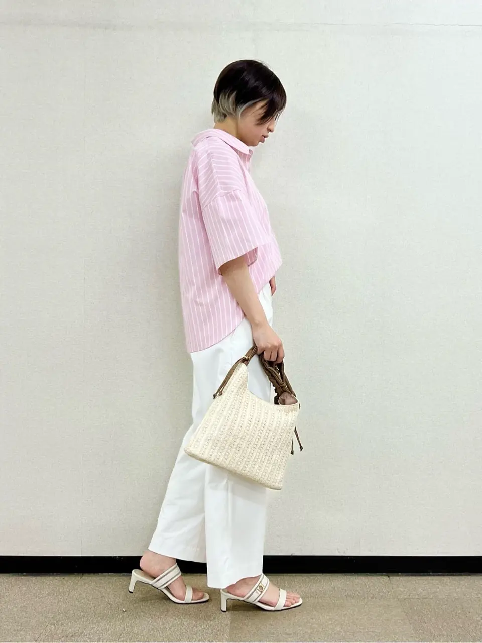 ANY SIS 村上 コーディネート画像