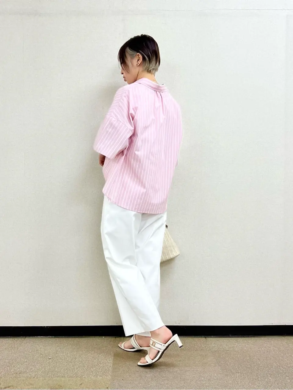 ANY SIS 村上 コーディネート画像