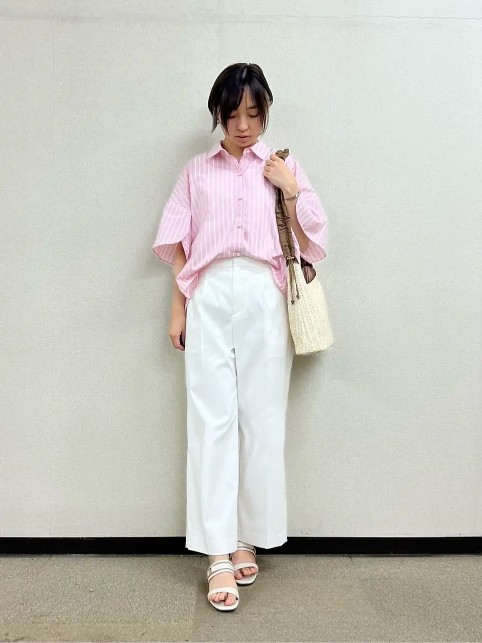 ANY SIS 村上 コーディネート画像