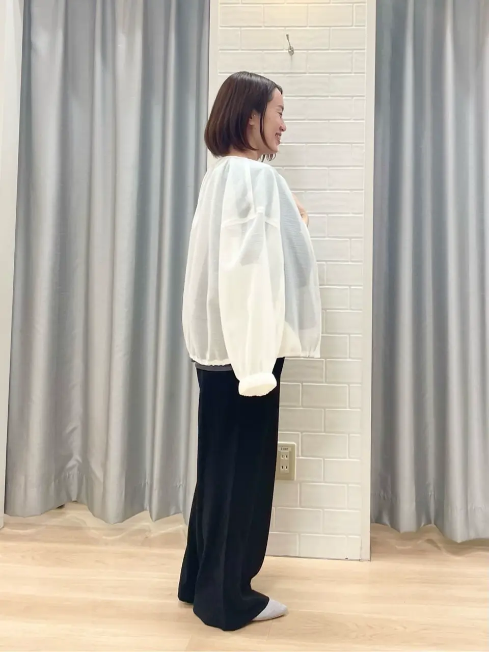 ANY SIS 丸岡 コーディネート画像