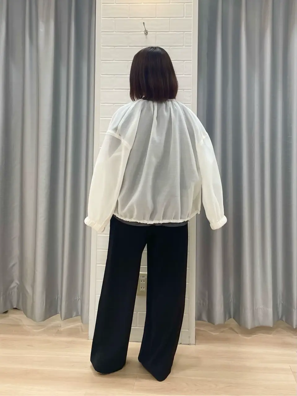 ANY SIS 丸岡 コーディネート画像