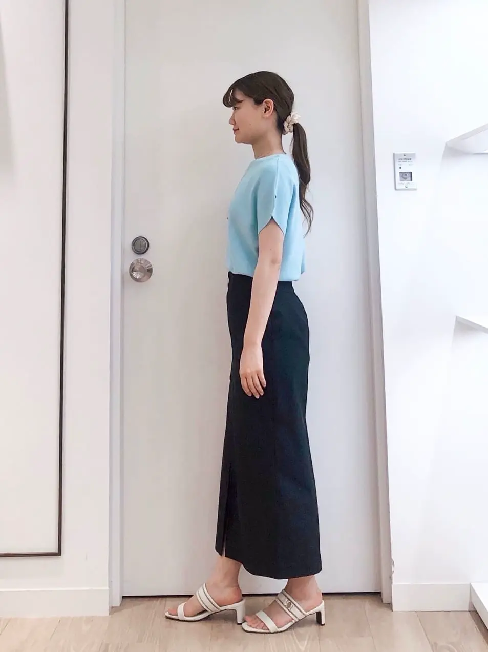 ANY SIS スタッフ コーディネート画像