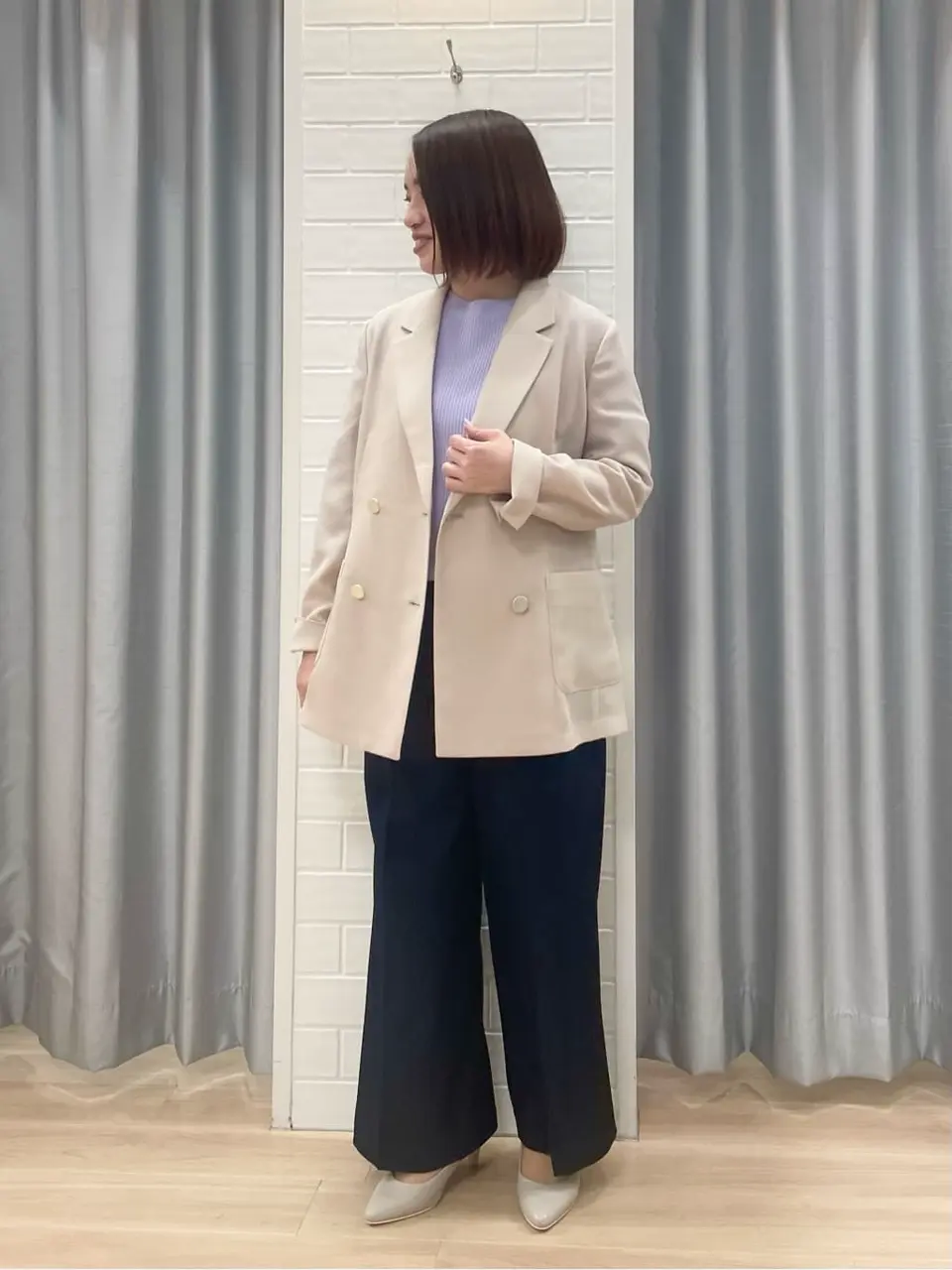 ANY SIS 丸岡 コーディネート画像