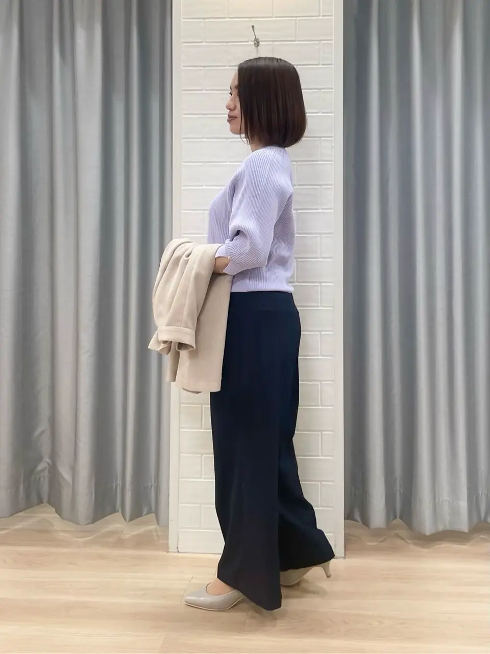 ANY SIS 丸岡 コーディネート画像