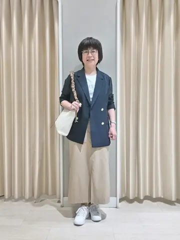 ANY SIS 岡本 コーディネート画像