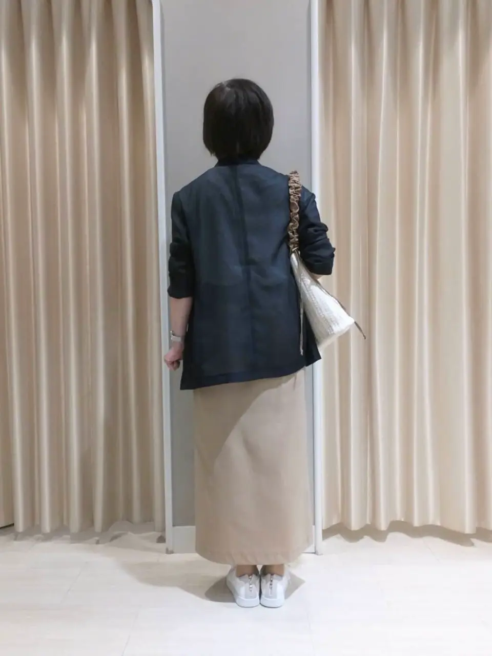 ANY SIS 岡本 コーディネート画像