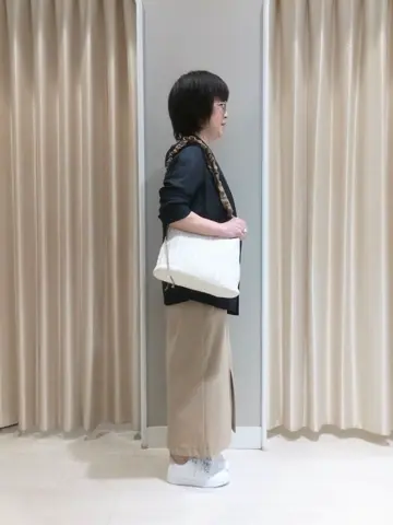 ANY SIS 岡本 コーディネート画像