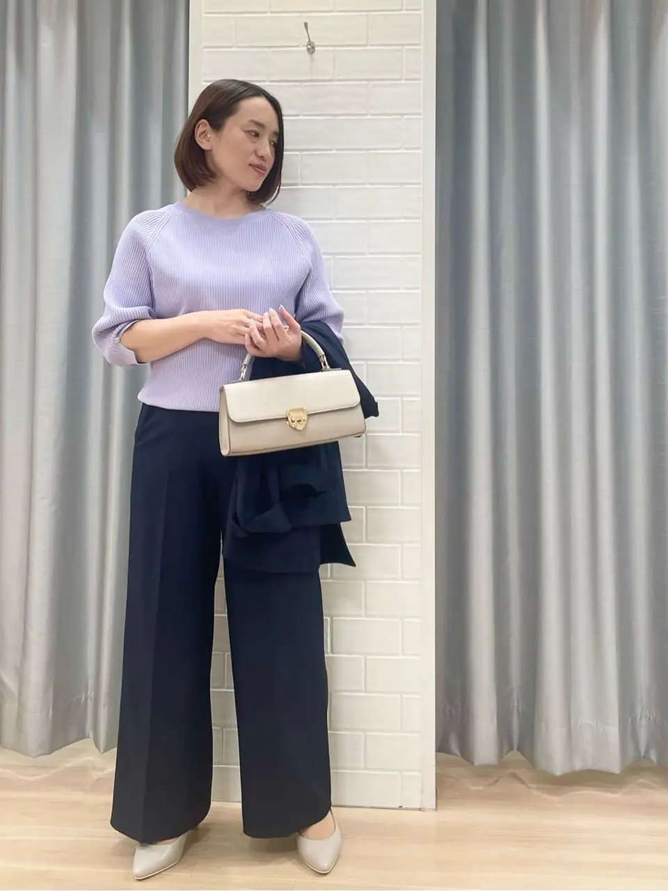 ANY SIS 丸岡 コーディネート画像