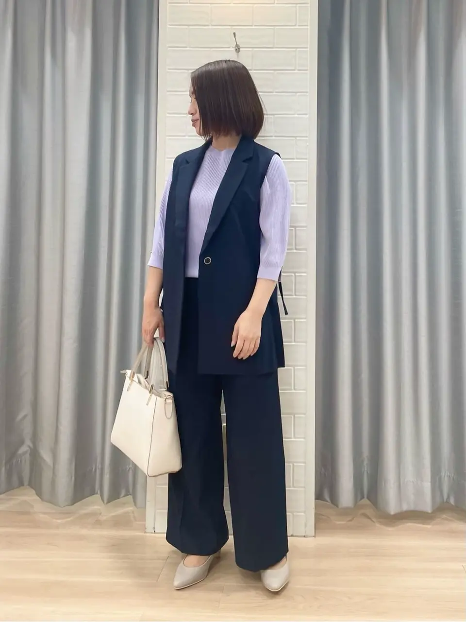 ANY SIS 丸岡 コーディネート画像