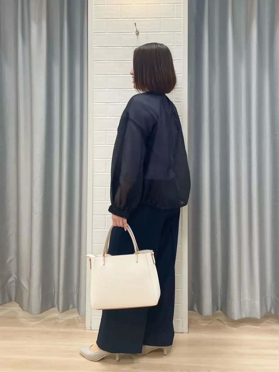 ANY SIS 丸岡 コーディネート画像