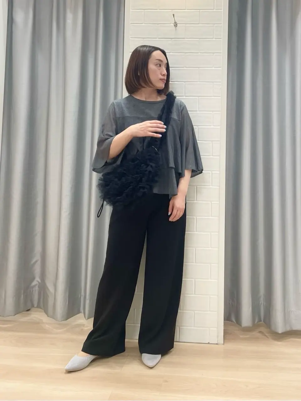 ANY SIS 丸岡 コーディネート画像