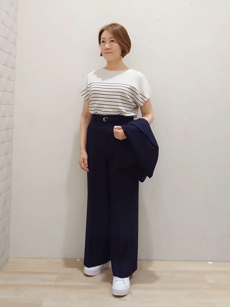 ANY SIS 菱田 コーディネート画像