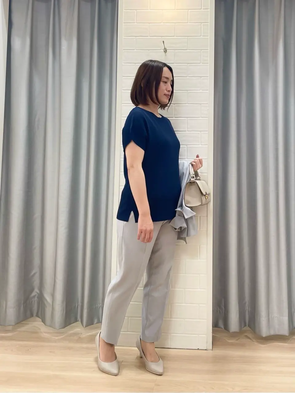 ANY SIS 丸岡 コーディネート画像