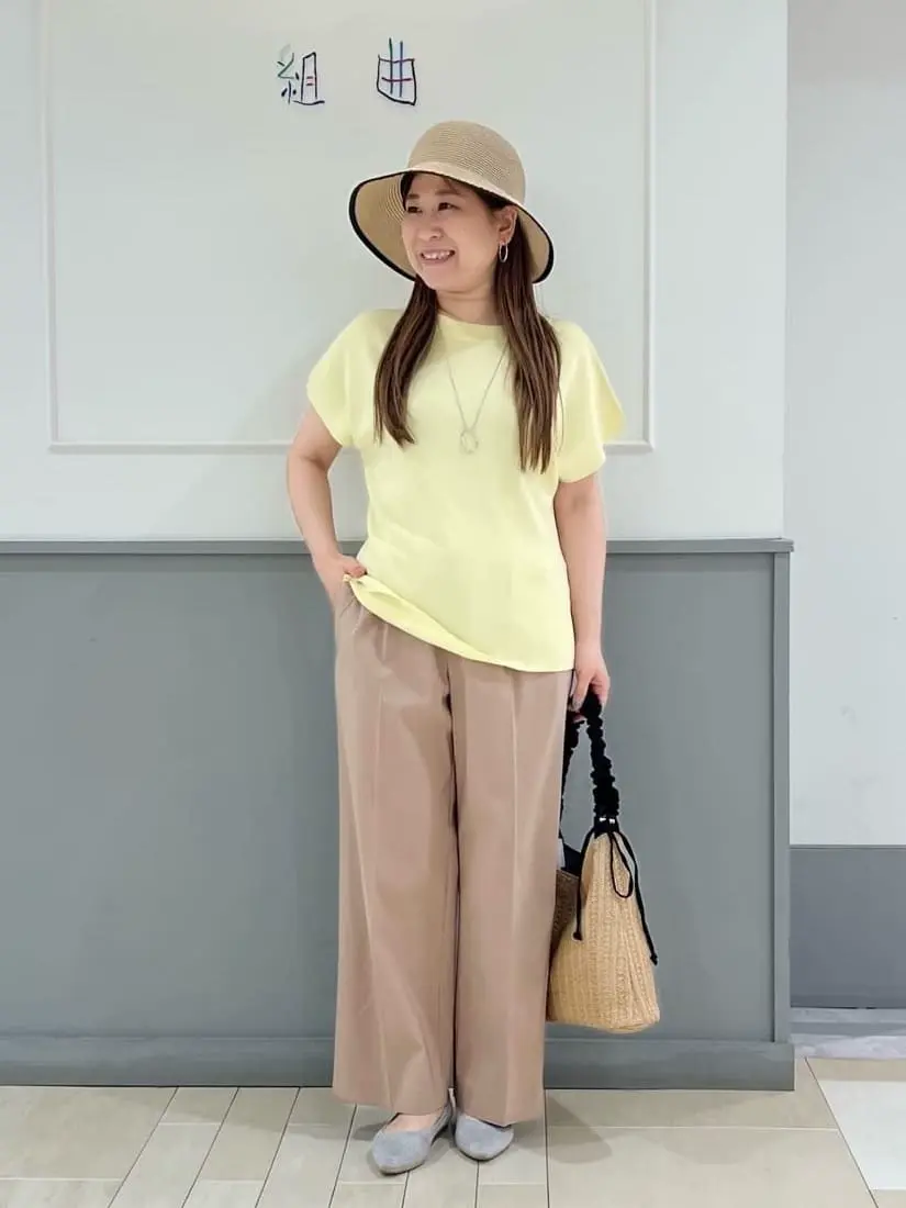 ANY SIS スタッフ コーディネート画像