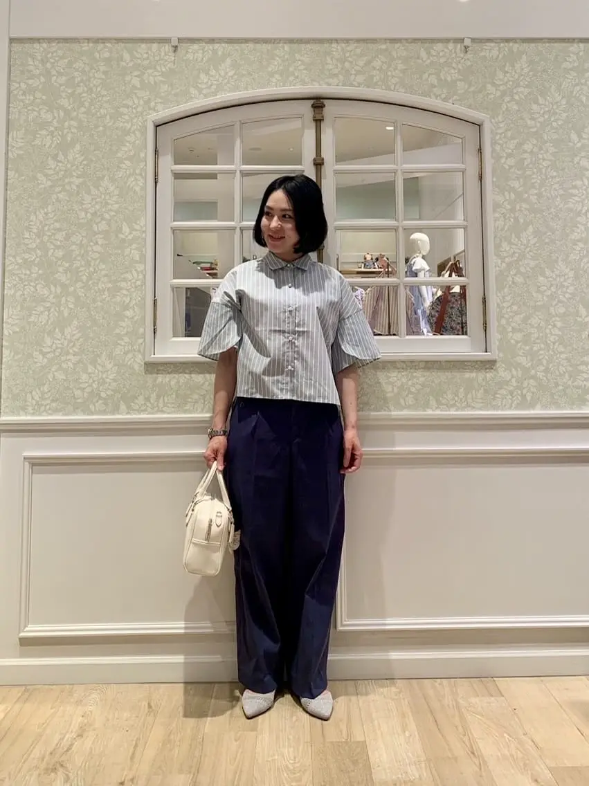 ANY SIS MIKA コーディネート画像