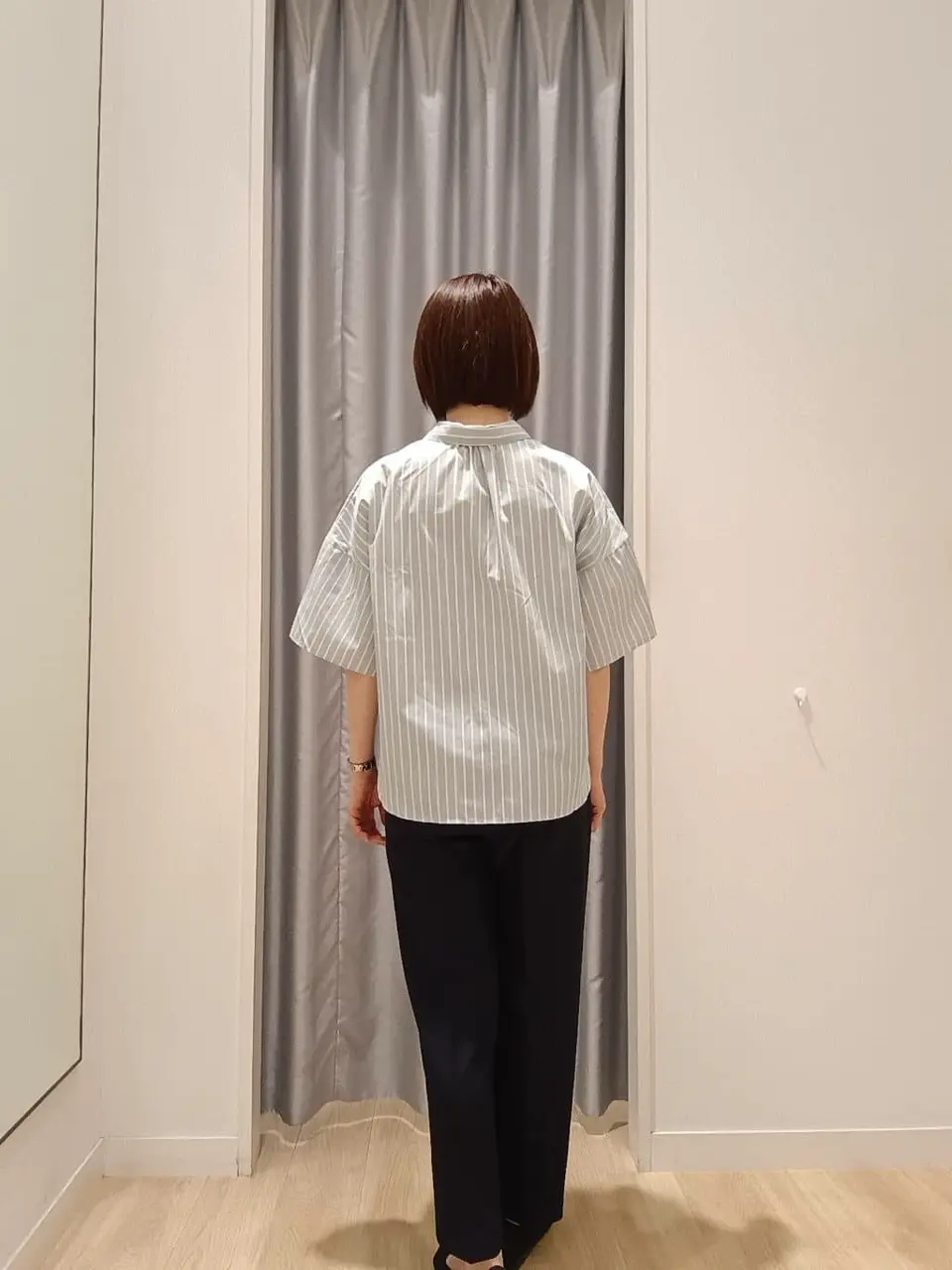 ANY SIS N コーディネート画像