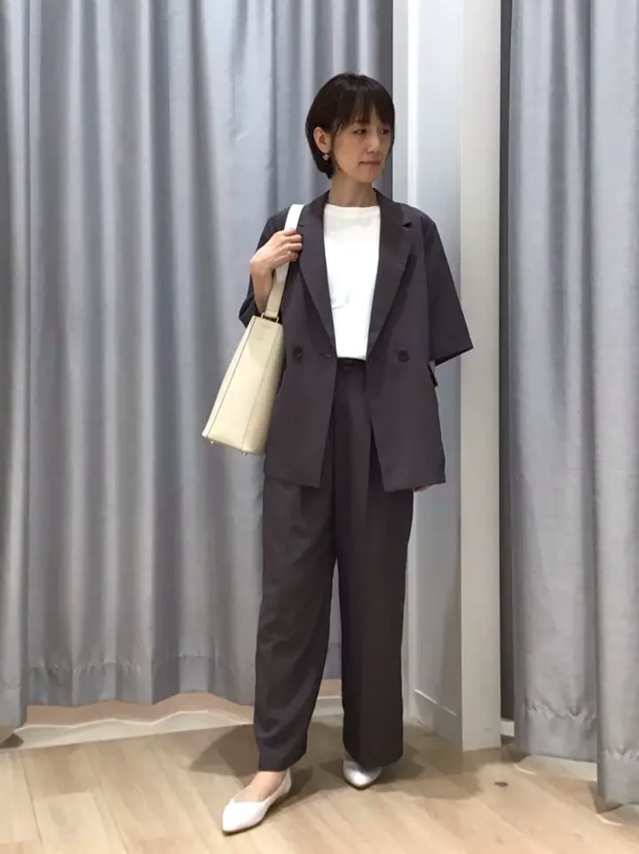 ANY SIS 田中 コーディネート画像