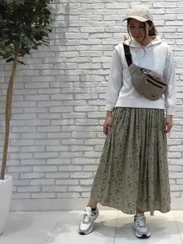 ANY SIS 東海林 コーディネート画像