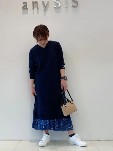 ANY SIS スタッフ コーディネート画像