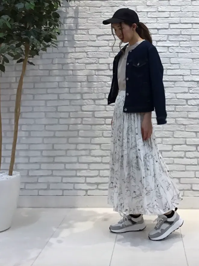 ANY SIS 東海林 コーディネート画像