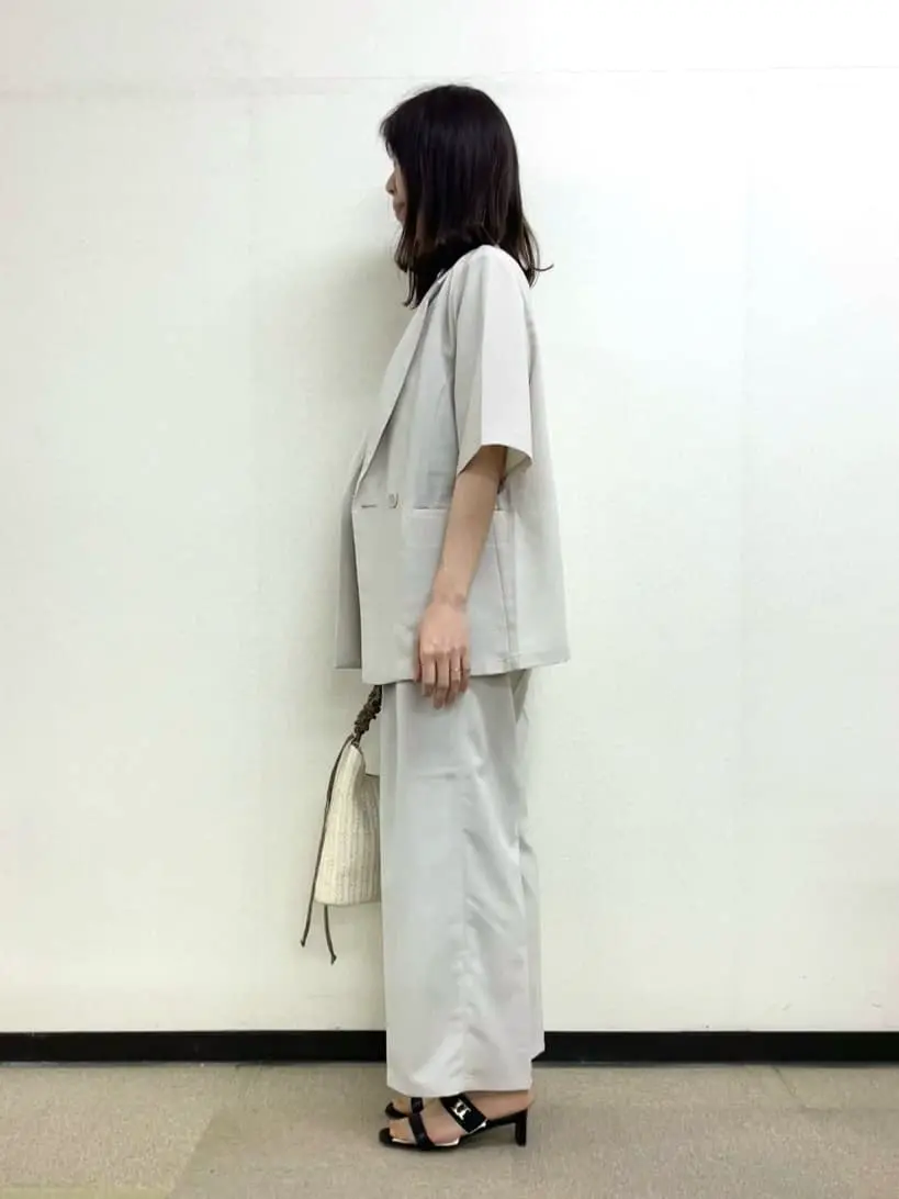 ANY SIS 小山 コーディネート画像