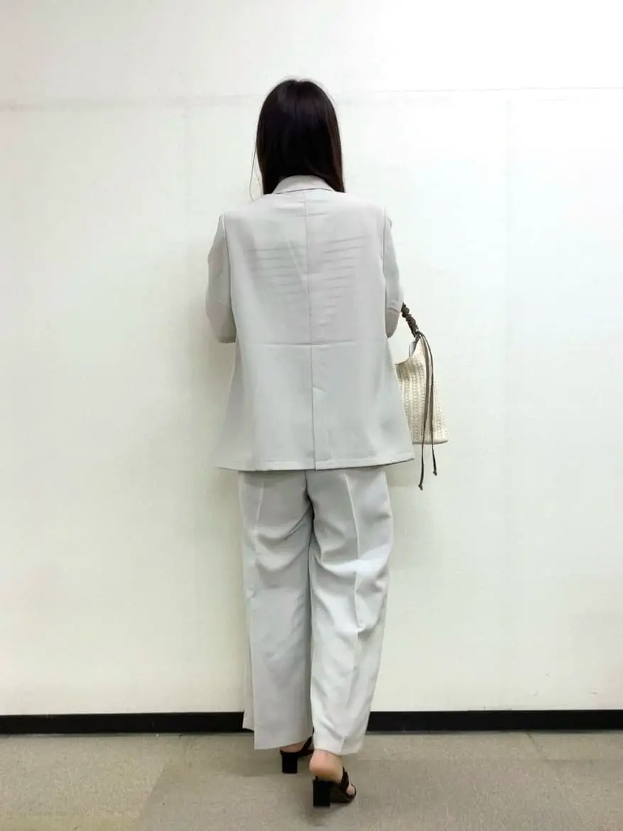 ANY SIS 小山 コーディネート画像