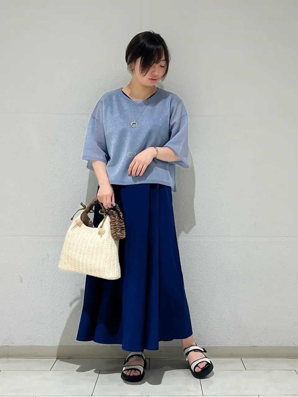 ANY SIS 村上 コーディネート画像