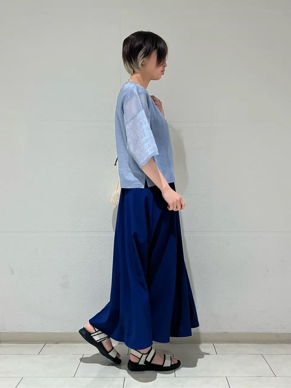 ANY SIS 村上 コーディネート画像