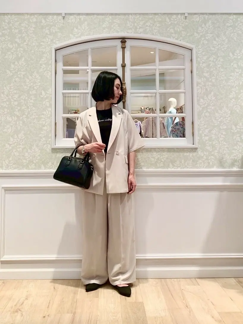 ANY SIS MIKA コーディネート画像