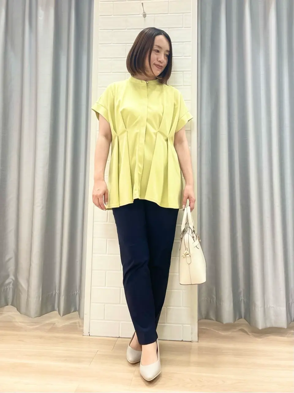 ANY SIS 丸岡 コーディネート画像