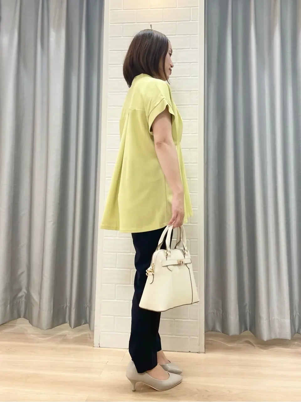 ANY SIS 丸岡 コーディネート画像